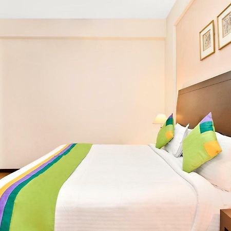 Treebo Trend Sterling Suites Inn บังกาลอร์ ภายนอก รูปภาพ