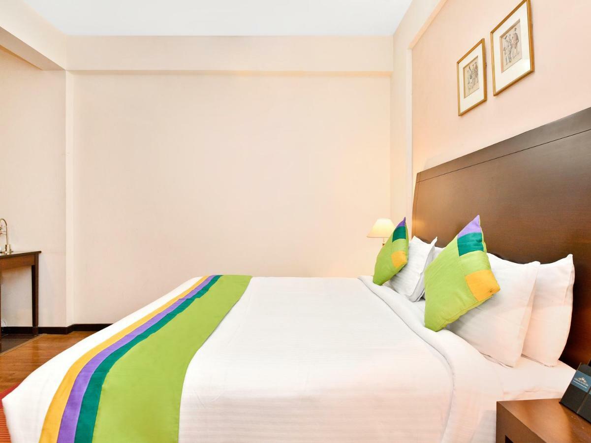 Treebo Trend Sterling Suites Inn บังกาลอร์ ภายนอก รูปภาพ