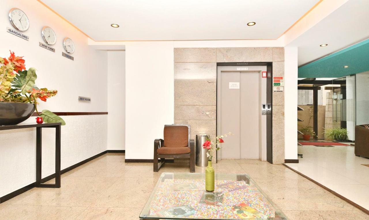 Treebo Trend Sterling Suites Inn บังกาลอร์ ภายนอก รูปภาพ